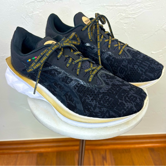 ASICS Tokyo‎ Running Shoe Sneaker Black Orange Workout Athleisure Women's Size 9 - Picture 1 of 12